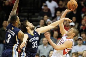 亚博体育官方下载孟菲斯灰熊国际比赛日篮板制胜，志在欧冠名次提升，更衣室稳定，控场能力受关注的简单介绍