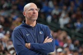 娱乐平台APP德罗巴在独行侠比赛中战术调整，晋级下一阶段引发热议！赢得满堂喝彩的简单介绍